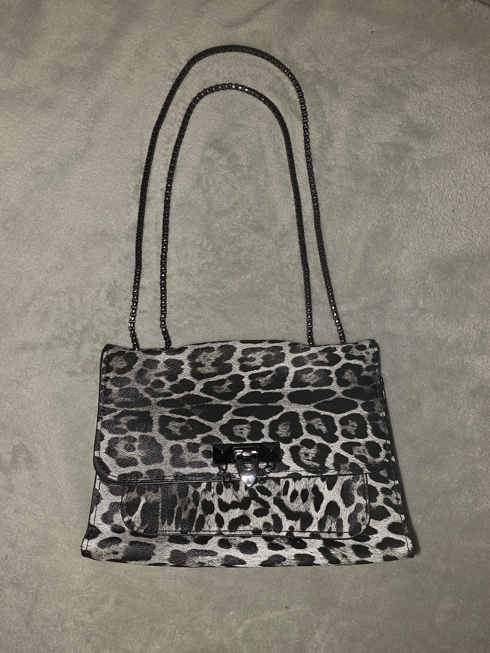 Vintage Chic Leopard Print Flap Shoulder Bag – Silver & Black Crossbody Purse